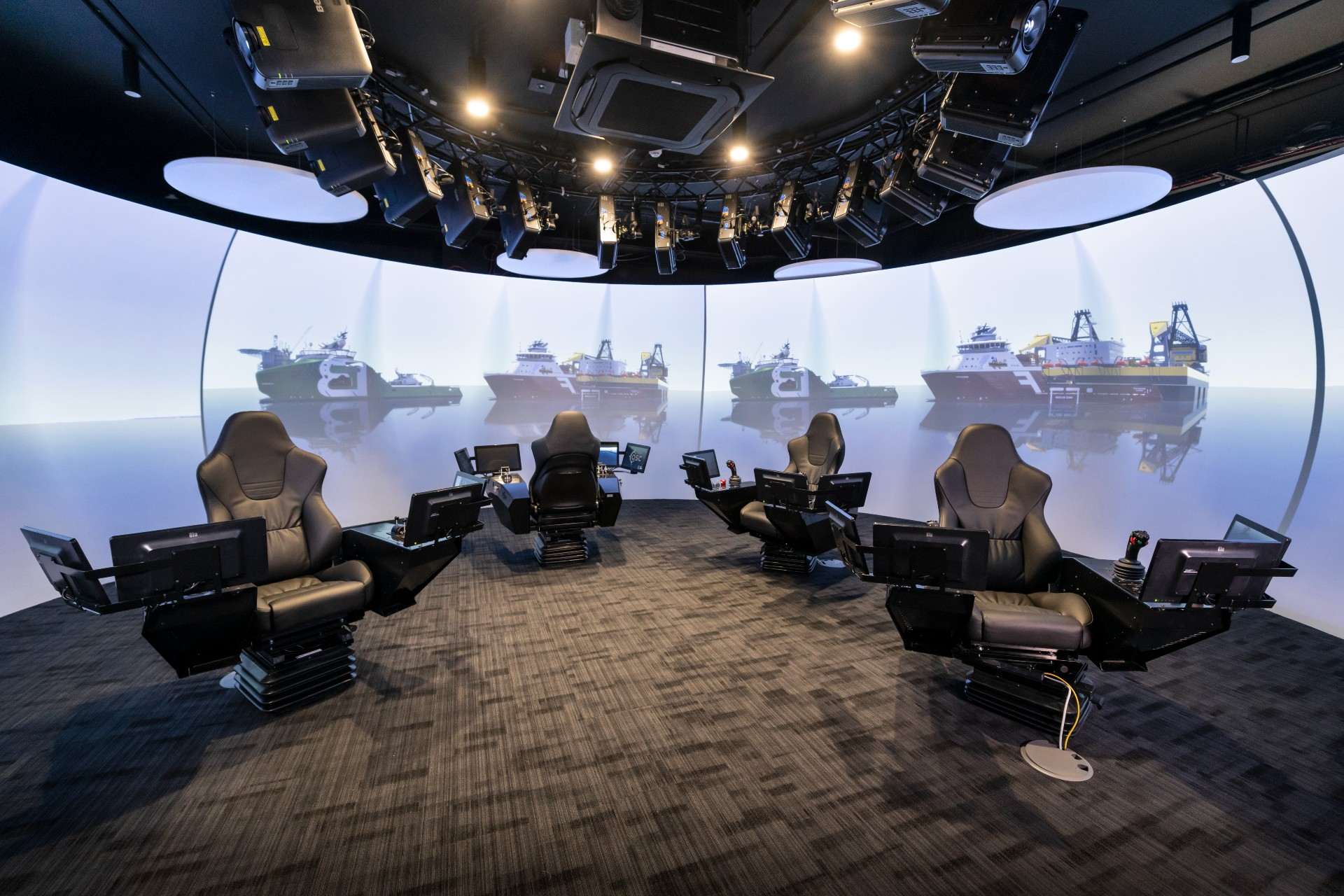£1.6m North Sea simulator unveiled in bid to make operations safer