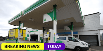 BP 'prioritising' fuel deliveries as driver shortages hit supplies -