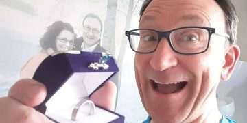 Tourists thrilled as Scots use What3Words to track down lost wedding ring