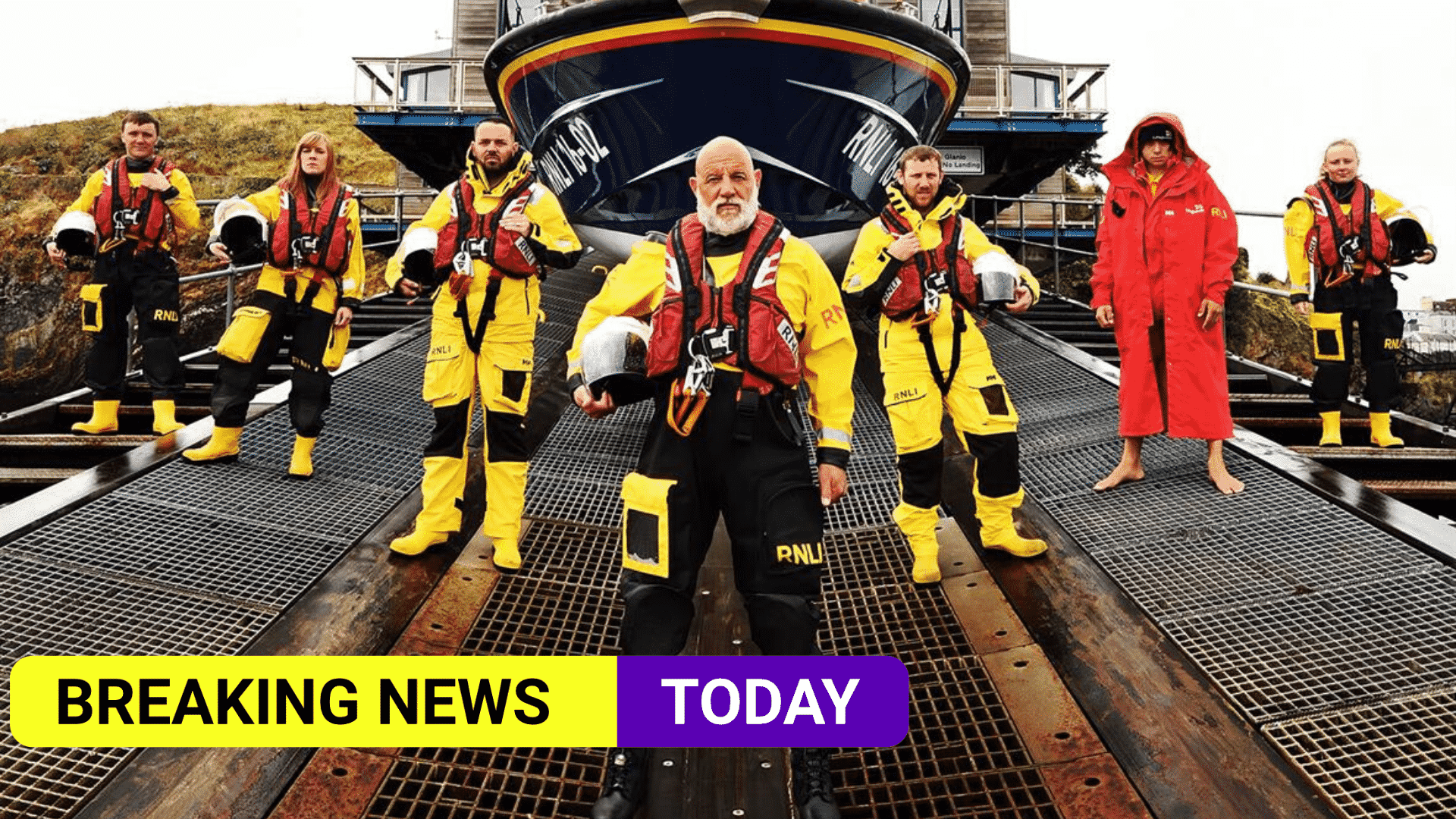 RNLI receive outpouring of support for their migrant rescue efforts -