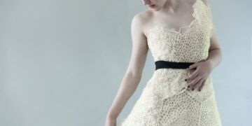 In pictures: the garments grown from seed - Positive News