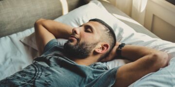 How much sleep do we need for optimal performance (and how to get it)