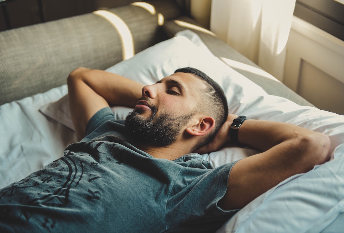 How much sleep do we need for optimal performance (and how to get it)