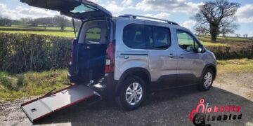 wheelchair accessible vehicle