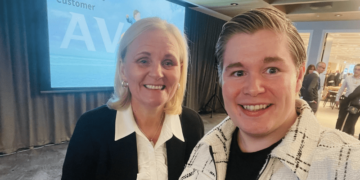 Aviva’s Group CEO, Amanda Blanc invites Jack Parsons, UK’s Chief Youth Officer to Aviva’s headquarters.