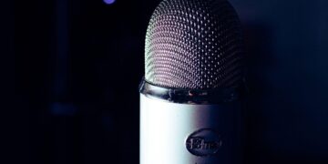 Top 5 Podcasts You Must Have On Your Radar