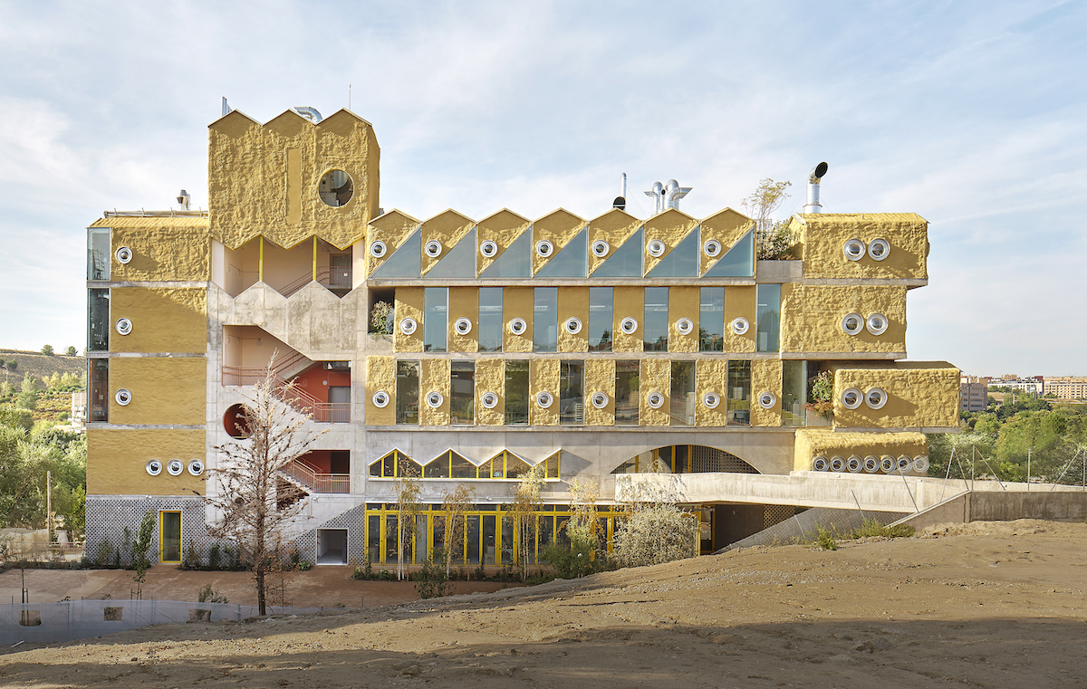 The eye-popping new school designed by its pupils - Positive News