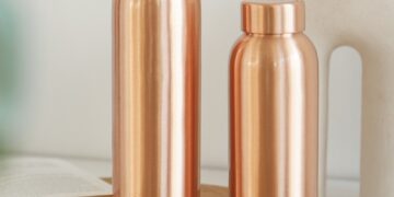 Going for the Glow: Why Paani Copper Water Bottles are the Latest Craze for Health and Sustainability