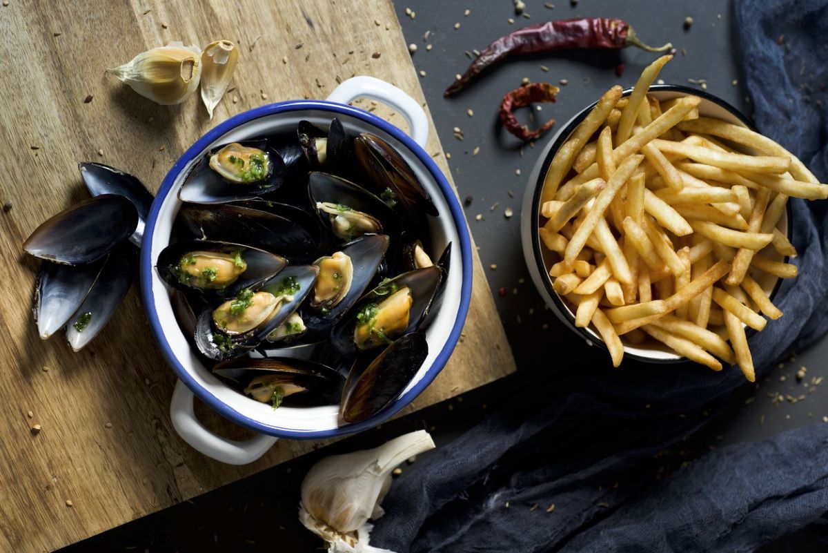 Eating to fix the planet: the sustainable diet plan that includes meat and dairy - Positive News