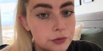 Brit claims Aldi sanitary towels were "tampered" with