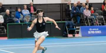 Maia Lumsden on the tennis court