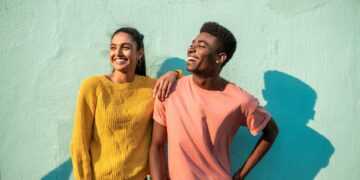 Major research suggests humans can break free from tribalism - Positive News