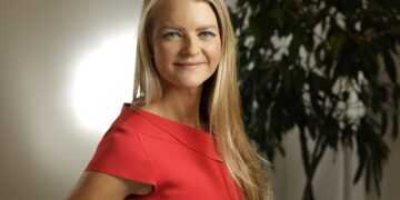 Digital workers crucial in tackling technological challenges in 2024