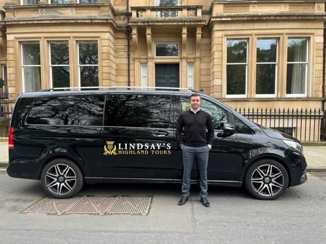 Steven Lindsay with car