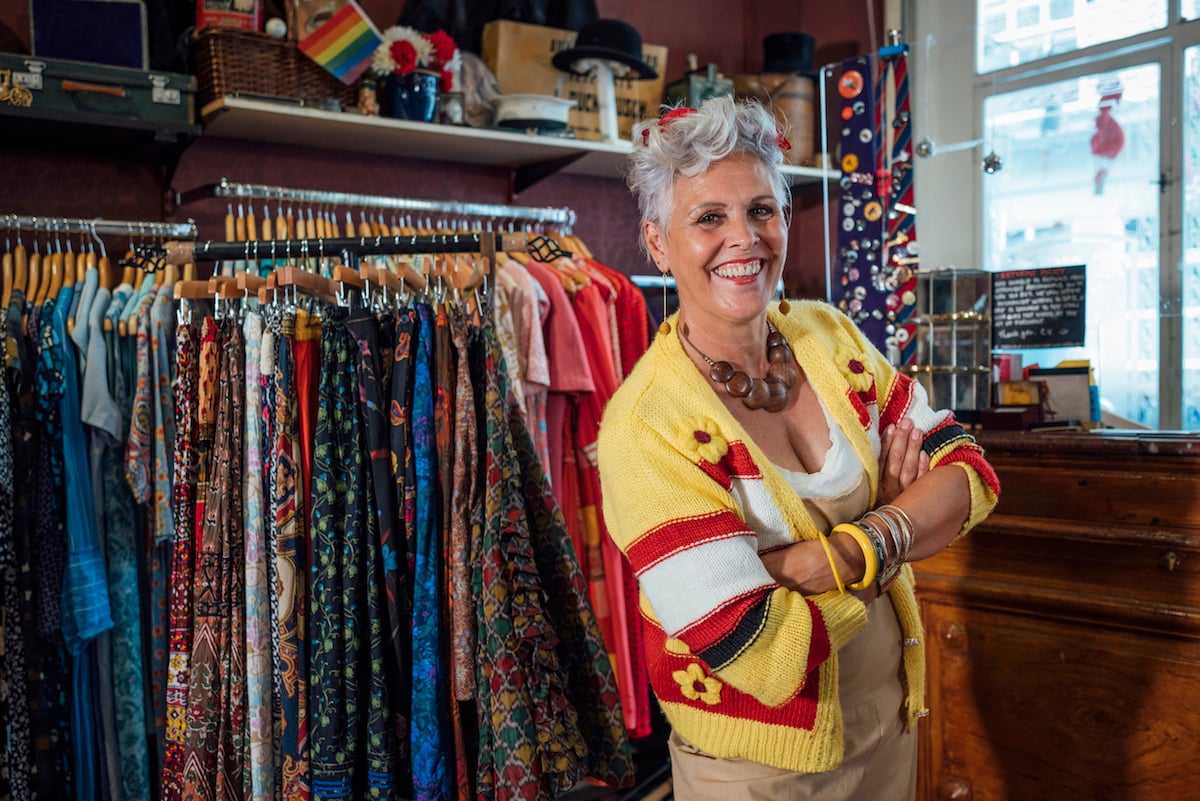 The secrets of secondhand clothes shopping – according to you - Positive News