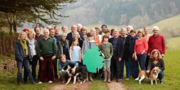 Planting English trees to protect the Peruvian rainforest - Positive News