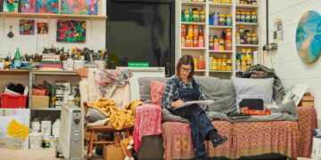 The art of healing: how creativity is changing NHS mental health wards - Positive News