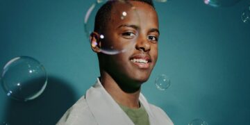 The teen who’s developing a treatment for skin cancer, one bar of soap at a time  - Positive News