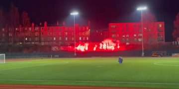 Edinburgh City’s ultras welcome beloved side to pitch with amazing display of fiery red pyrotechnics 