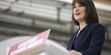 Rachel Reeves vows not to accept an ‘economy that has failed working people’
