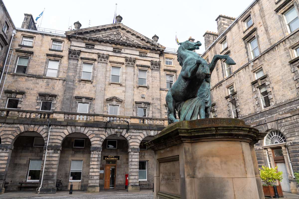 Edinburgh council housing allocations suspension to continue