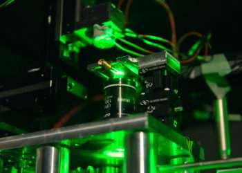 Scots scientists to "spy" on cancer cells using quantum technology