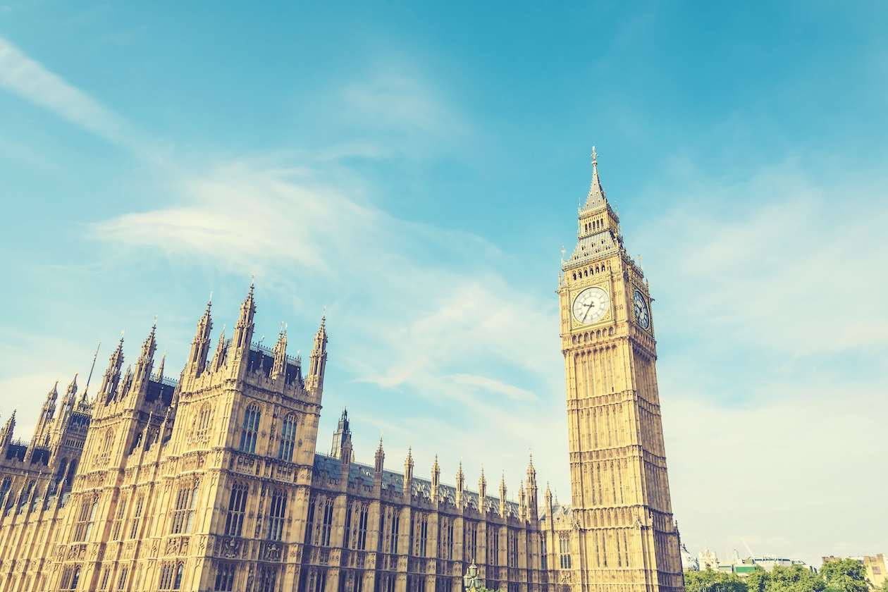 Back electoral reform to embed ‘progressive majority’ and thwart Farage, Starmer urged