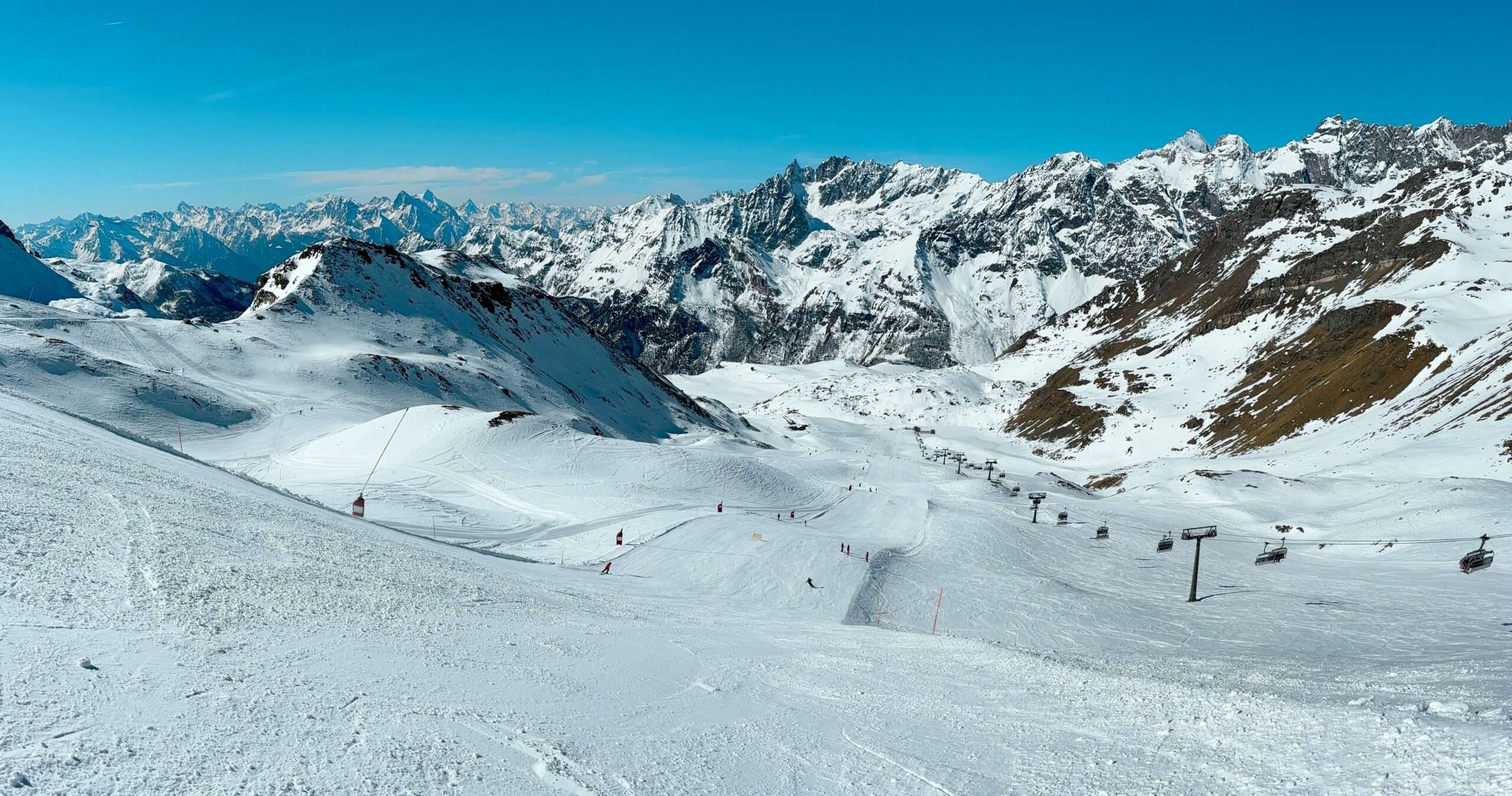 Easter ski bookings surge 76% as search interest hits five-year high