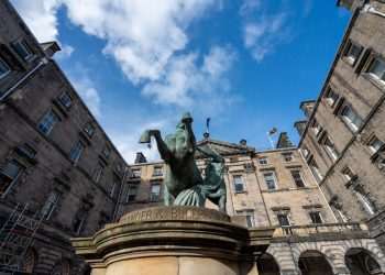 Edinburgh Council votes to withdraw factoring services from some buildings