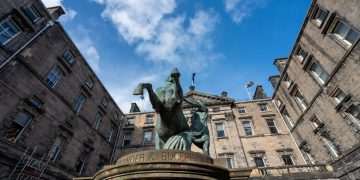 Edinburgh Council votes to withdraw factoring services from some buildings