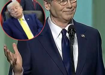 The US Treasury Secretary just called Trump the 'president who refuses to sleep' and the hilarious clap backs were the stuff dreams are made of
